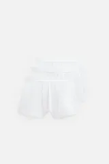 Pack de tres bóxers blancos de algodón con cintura elástica.