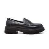 Mocasines negros de cuero sintético con suela track y detalle de antifaz.