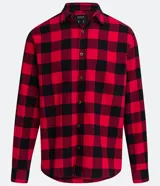 Camisa de franela a cuadros rojos y negros, de corte regular, manga larga y cuello inglés.