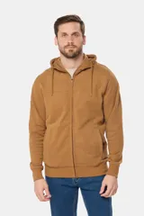 Canguro con cierre y capucha color bordó, confeccionado en felpa de algodón y poliéster.