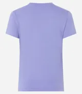 Remera básica de media malla color blanco, con cuello redondo y mangas cortas.