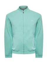 Buzo con cierre color verde agua, de algodón pima, con cuello alto, mangas largas y bolsillos internos.