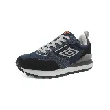 Championes urbanos Umbro modelo Venturi, color azul marino con detalles en negro, gris y naranja.