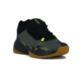 Championes de básquet And 1, color negro con detalles en verde y estampado camuflado.