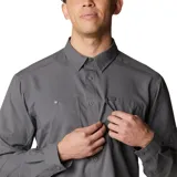 Camisa de hombre Columbia Silver Ridge, color beige, de manga larga con botones para enrollar, dos bolsillos frontales con botón, ventilación en la espalda y protección solar UPF 50.