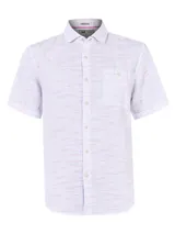 Camisa de manga corta blanca con textura multicolor, confeccionada en lino orgánico y tencel. Tiene bolsillo en el pecho con botón.