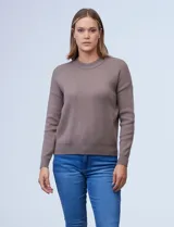 Buzo en tejido soft de color naranja, con cuello redondo y diseño clásico de ajuste regular, marca Philosophy.