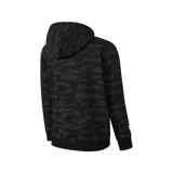 Canguro negro con capucha, estampado camuflado en tonos grises y logo de los Chicago Bulls bordado en el pecho.
