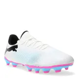 Championes de fútbol Puma Future 7 Play, color blanco con detalles en celeste y rosa.