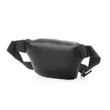 Riñonera negra de símil cuero con diseño acolchado con el logo de XL Extra Large bordado a lo largo de la parte frontal.