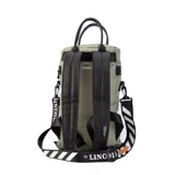 Matera estilo mochila color negro, confeccionada en nylon combinado con símil cuero. Cuenta con tapa con cierre metálico, bolsillo interno, asas y correa extensible.