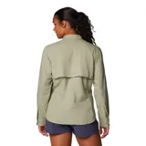 Camisa de manga larga Columbia Tamiami II LS Shirt color celeste, con tecnología Omni-Wick y Omni-Shade con protección solar UPF 40, aperturas de ventilación y tratamiento antimicrobiano.