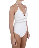 Bañador entero blanco con diseño triangular y detalles de encaje.
