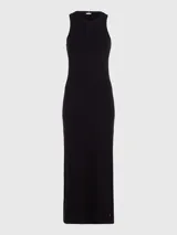 Vestido midi negro de corte ajustado, sin mangas y cuello redondo. Tejido de viscosa acanalada con espalda deportiva y logo de Tommy Hilfiger bordado en el bajo.