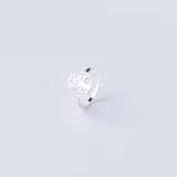 Anillo de plata 925 con diseño calado de árbol de la vida.