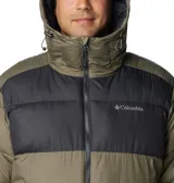 Campera puffer Columbia Pike Lake II Hooded para hombre, color verde oliva y negro. Cuenta con tecnología Omni-Heat Reflective, capucha ajustable, bolsillos con cierre y puños elásticos.