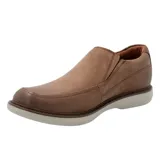 Zapato slip-on de cuero color marrón con suela de goma EVA.
