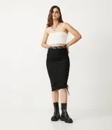 Pollera midi negra de tul con cintura elástica con la inscripción "Sugar High" y ajuste frontal con cordones.