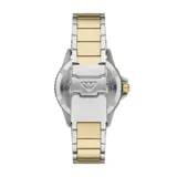 Reloj Emporio Armani con caja de acero inoxidable plateado y dorado de 42mm, esfera azul sunray, manecillas e índices luminosos, ventana de fecha a las 3 en punto y correa bicolor de acero inoxidable.