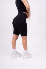 Biker negro de algodón con lycra.