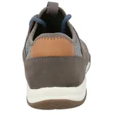 Zapatillas urbanas Hush Puppies modelo Space, color marrón con detalles en gris y cordones azules. Capellada de cuero con cuello de lycra, entresuela con Eva y base de goma. Planta con tecnología GreenFoam.