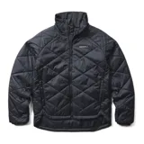 Campera color crema con cierre frontal y cuello alto. Tiene dos bolsillos laterales con cierre y logo de la marca bordado en el pecho.