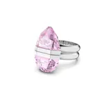 Anillo con doble banda plateada y cristal rosa en forma de pera con cierre magnético. Diseñado por Giovanna Engelbert para Swarovski.