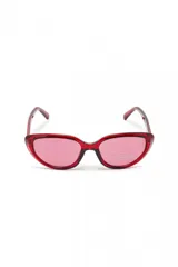 Lentes de sol con marco burdeos y lentes marrones degradé.