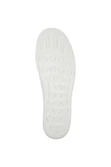 Championes Camper modelo Touring, color azul marino, confeccionados en tejido de punto con suela blanca de goma con textura.