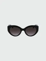 Lentes de sol Longchamp negros con forma de ojo de gato y lentes degradadas.