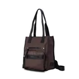 Mochila cartera color verde militar con detalles en negro. Tiene dos bolsillos frontales con cierre y correas ajustables para usar como mochila o al hombro.