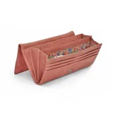 Billetera larga color gris con broche a presión. Interior tipo abanico con tres reparticiones, visor, tarjeteros, bolsillos internos y dos bolsillos con cierre. Monedero con cierre y visor atrás.