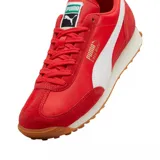 Championes Puma Easy Rider Vintage, color rojo con detalles en blanco y suela de goma marrón.