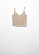Top corto de punto color beige, con tirantes finos y escote en V.