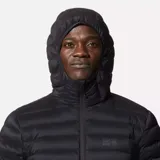 Campera negra con capucha, de plumas de 650 cuins y capa exterior Pertex® Quantum resistente a la intemperie.
