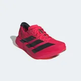 Championes Adidas Adizero Adios Pro 4 color fucsia con detalles en negro. Diseñados para corredores veloces, con varillas de carbono ENERGYRODS 2.0, mediasuela con perfil curvado y tecnología de espuma de doble capa ultraligera LIGHTSTRIKE PRO. Suela con compuesto de caucho Continental™ y tecnología LIGHTTRAXION.