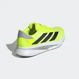 Championes de running Adidas Duramo SL 2, color amarillo neón con tres franjas negras laterales y detalles reflectantes grises en el talón. Cuentan con mediasuela blanca con tecnología LIGHTMOTION y suela negra Adiwear.