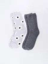 Pack de dos medias chenille, una gris liso y otra con estampado de flores en blanco.
