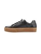 Sneaker de cuero vacuno con estampado de camuflaje y suela marrón.