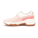 Zapatillas urbanas de cuero color rosa pálido y blanco, con cordones y suela chunky de goma color caramelo.