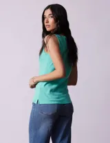 Musculosa blanca de algodón, marca Ruby Rd.