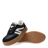 Championes urbanos Miss Carol modelo Delfi, color beige con suela blanca.