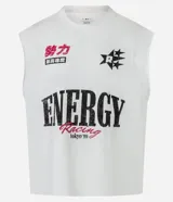 Musculosa blanca de algodón con cuello redondo y sisas amplias. Estampado frontal con texto "Energy Racing" y motivos orientales.