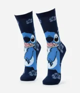 Medias de caña alta con estampado de Stitch y flores.