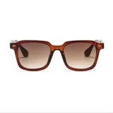Gafas de sol unisex con montura cuadrada color marrón y lentes marrones degradadas. Fabricadas con plástico reciclado. Incluyen estuche.
