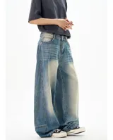 Pantalón de jean celeste de corte amplio con efecto lavado.