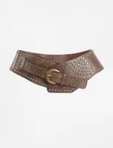 Cinturón faja color marrón de cuero sintético con tachas doradas y hebilla metálica.