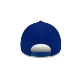 Gorra azul con visera curva y logo bordado de los LA Dodgers en el frente.