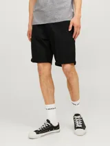 Short negro de Jack & Jones, corte clásico con dobladillo y cinco bolsillos.