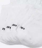 Kit de tres pares de medias invisibles blancas de algodón.